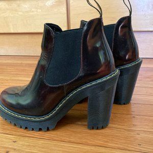 Dr. Martens Hurston Chelsea Boot
